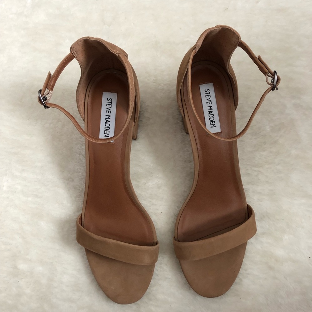 NWOT Steve Madden Irenee Tan Nubuck Sandal 9.5